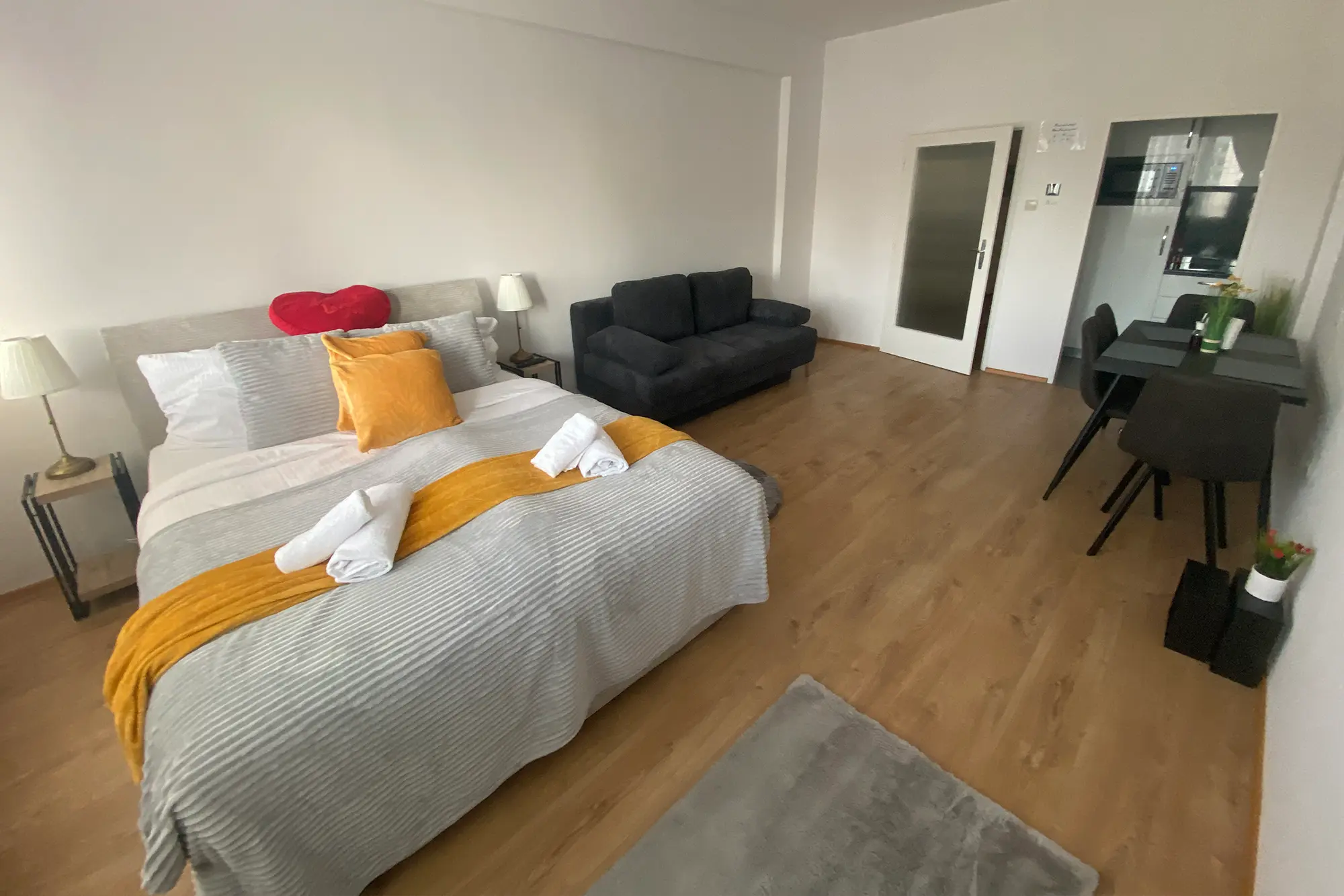 Schlaf- Wohn- & Essbereich City Center Apartments am Schwedenplatz - Top 29